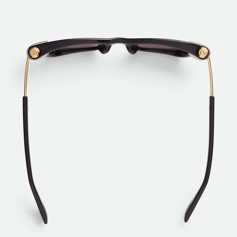 Bolt Squared Sunglasses Square sunglasses in injected acetate.