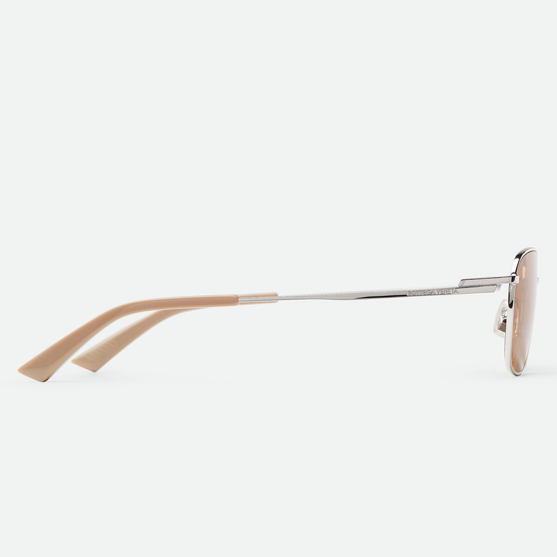 Split Rectangular Sunglasses- Rectangular sunglasses in metal.